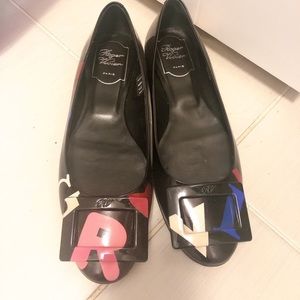 Roger Vivier flats size 7